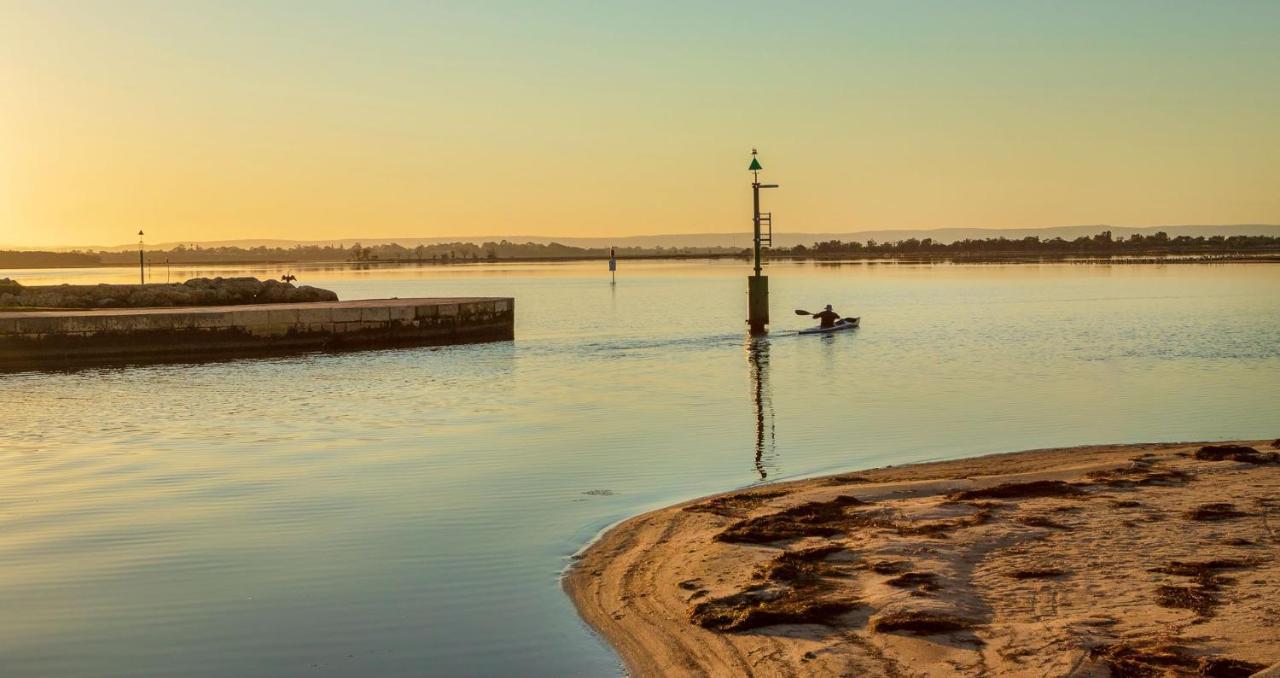 Mandurah Quay Resort Exterior photo